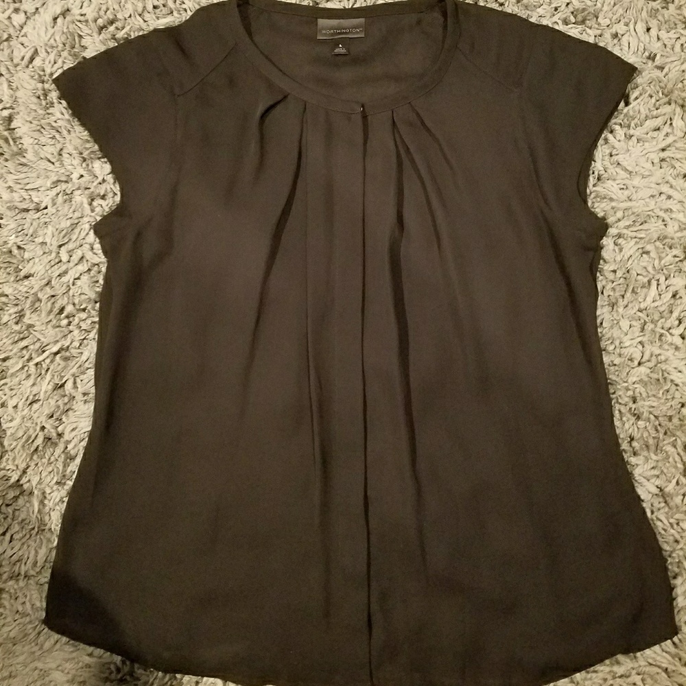 Worthington Short Sleeve Round Neck blouse